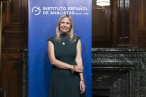 El Instituto Español de Analistas inicia una nueva etapa 4