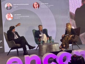 O Encontro. Galicia, ante una nueva realidad 8