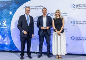 Acto de entrega de la Brújula del año 2025. El 30 de junio en la Bolsa de Madrid 13