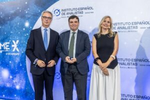 Acto de entrega de la Brújula del año 2025. El 30 de junio en la Bolsa de Madrid 15