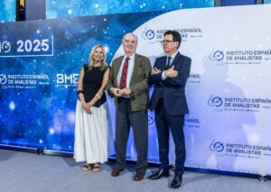 Acto de entrega de la Brújula del año 2025. El 30 de junio en la Bolsa de Madrid 26