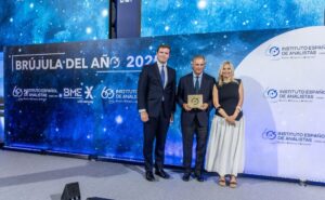Acto de entrega de la Brújula del año 2025. El 30 de junio en la Bolsa de Madrid 46