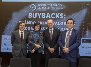 Presentación del evento "Buybacks". 27 de febrero en la sede de Renta4 25