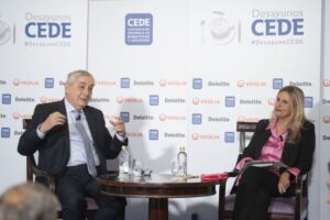 Desayuno CEDE con Carlos Ocaña. El pasado 30 de septiembre 11