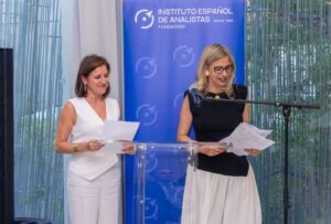 Entrega de los Premios de Investigación y Certificaciones Profesionales 15