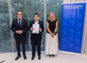 Entrega de los Premios de Investigación y Certificaciones Profesionales 24
