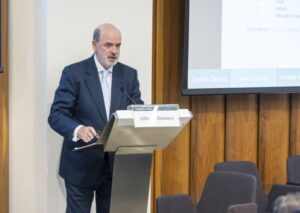 Presentación del estudio: Cómo atraer capital a España en el Auditorio Garrigues 7