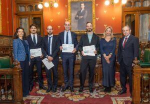  Entrega de los premios de investigación Antonio Dionis Soler 2024 y certificaciones del Instituto 32