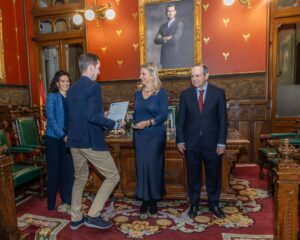  Entrega de los premios de investigación Antonio Dionis Soler 2024 y certificaciones del Instituto 23