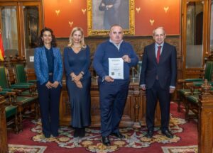  Entrega de los premios de investigación Antonio Dionis Soler 2024 y certificaciones del Instituto 25