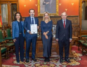  Entrega de los premios de investigación Antonio Dionis Soler 2024 y certificaciones del Instituto 27