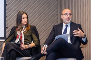 Presentación del informe La Unión de Ahorros e Inversiones. El 30 de octubre en Madrid 9