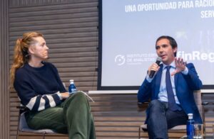 Presentación del informe La Unión de Ahorros e Inversiones. El 30 de octubre en Madrid 10