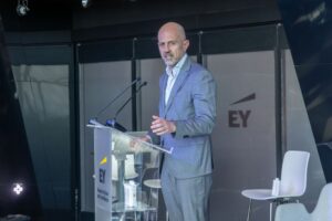Retos y oportunidades de la IA en un entorno global más complejo 4