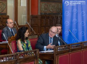 PATRONATO DE LA FUNDACIÓN DEL INSTITUTO ESPAÑOL DE ANALISTAS, PRIMER SEMESTRE 19