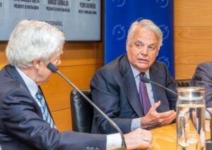 De la Bolsa a la Gloria. El pasado 27 de abril en la Bolsa de Madrid a las 19:00h 8