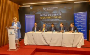 Mesa de Debate Multisectorial. El pasado 2 de octubre en el Auditorio Renta4 Banco. Madrid  2