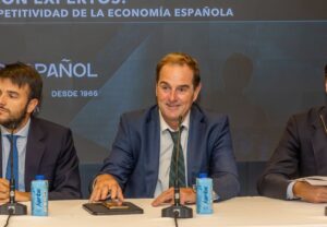 Mesa de Debate Multisectorial. El pasado 2 de octubre en el Auditorio Renta4 Banco. Madrid  4