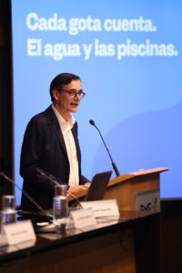 Presentación informe Cada gota cuenta. Barcelona el pasado 16 de octubre 2