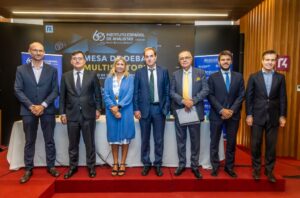 Mesa de Debate Multisectorial. El pasado 2 de octubre en el Auditorio Renta4 Banco. Madrid  3